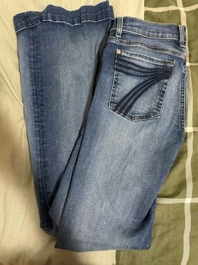 Women's Blue Denim Jeans